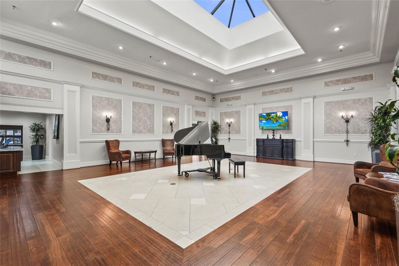 5524 Palm Aire Drive, Unit 5524, Sarasota, FL 34243 Photo