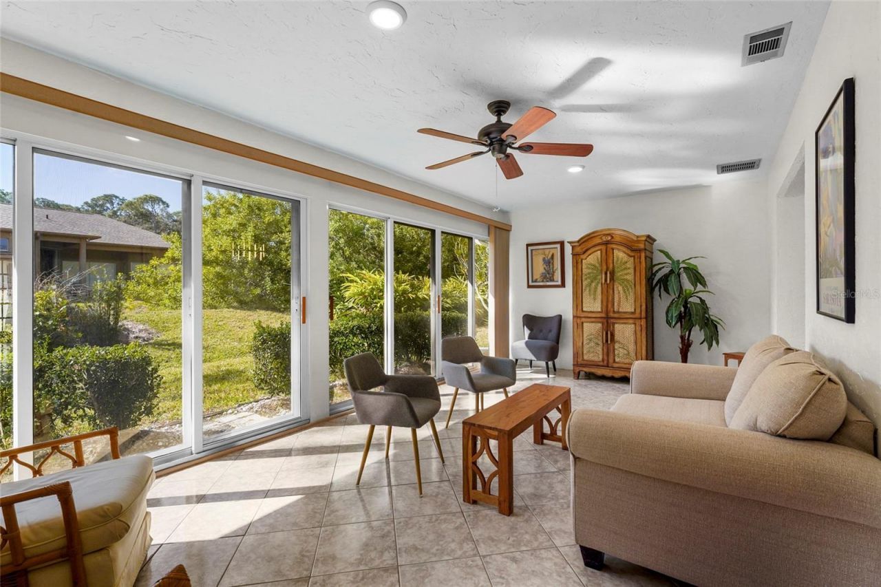 5524 Palm Aire Drive, Unit 5524, Sarasota, FL 34243 Photo