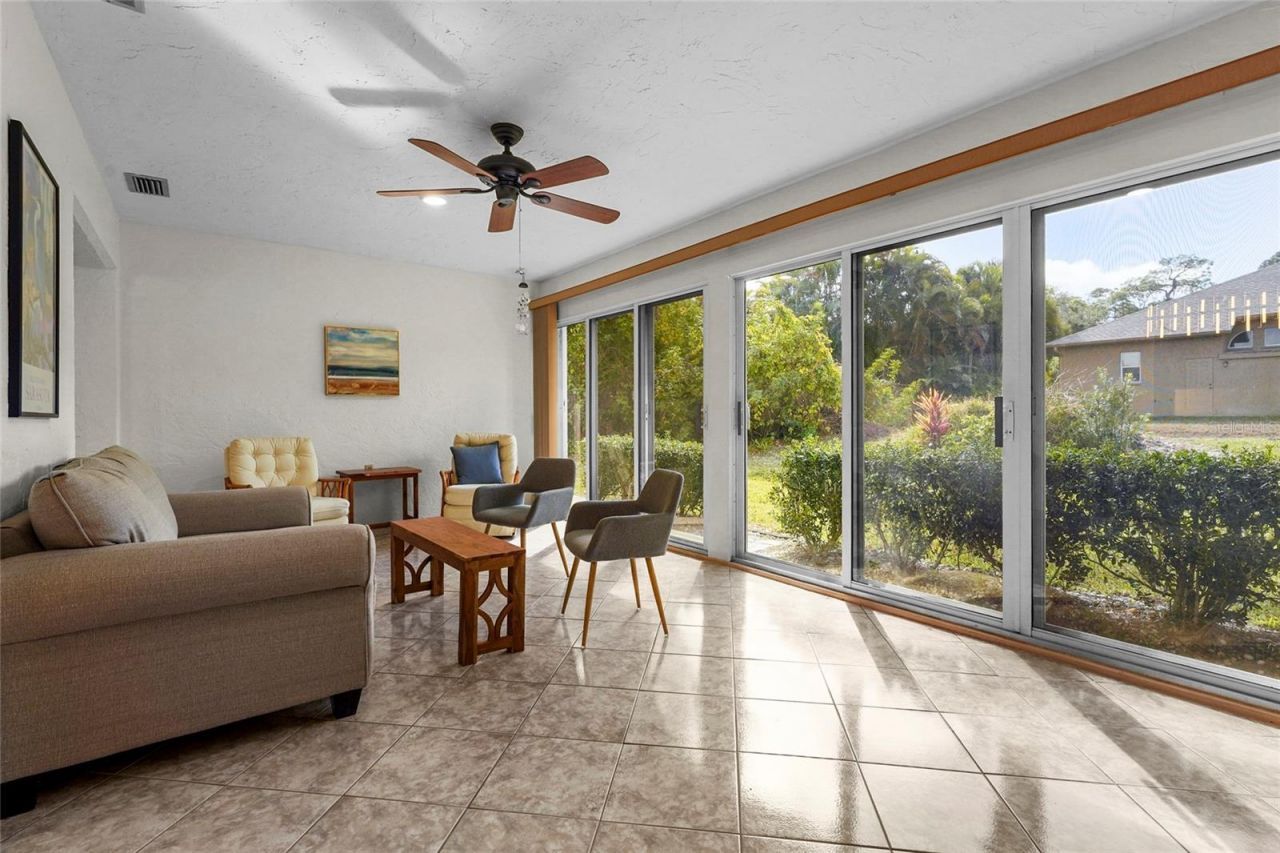 5524 Palm Aire Drive, Unit 5524, Sarasota, FL 34243 Photo