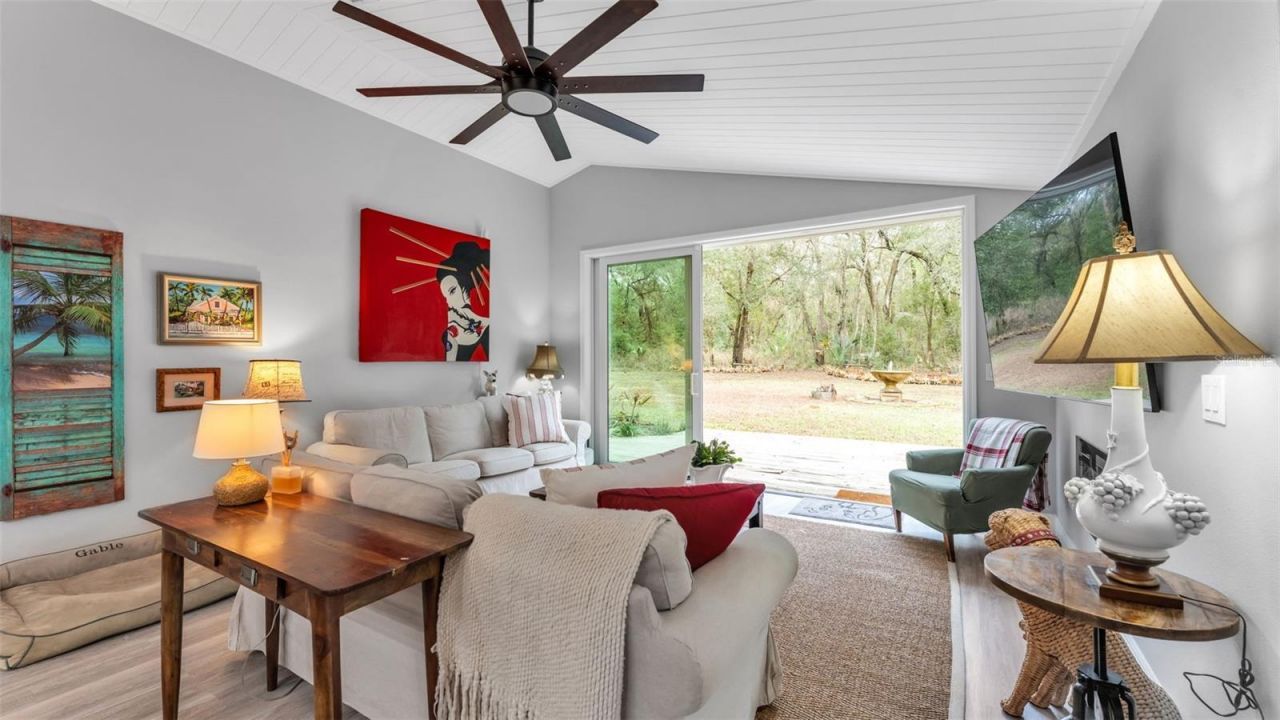 422 E Mccormick Road, Apopka, FL 32703 Photo