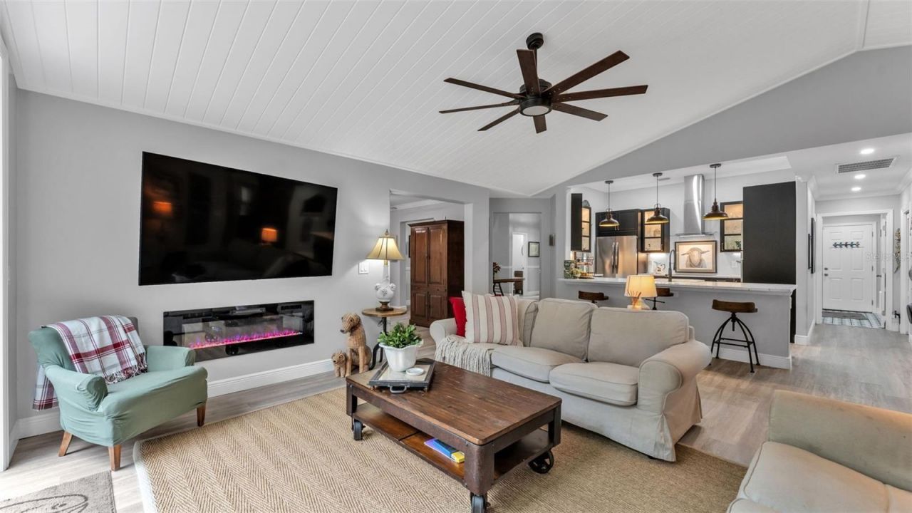 422 E Mccormick Road, Apopka, FL 32703 Photo