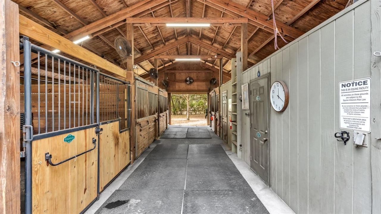 422 E Mccormick Road, Apopka, FL 32703 Photo