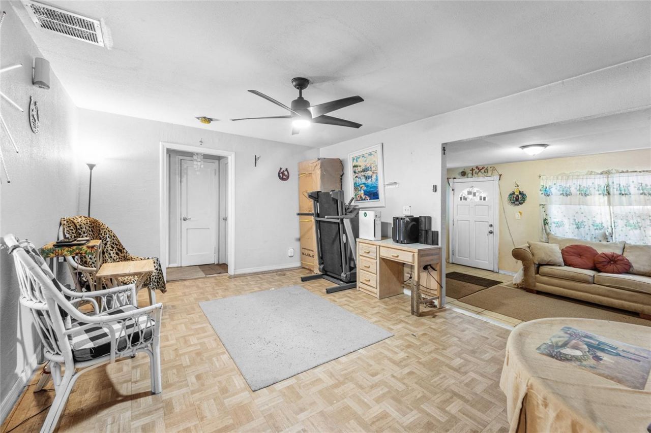 825 Winters Street, West Palm Beach, FL 33405 Photo