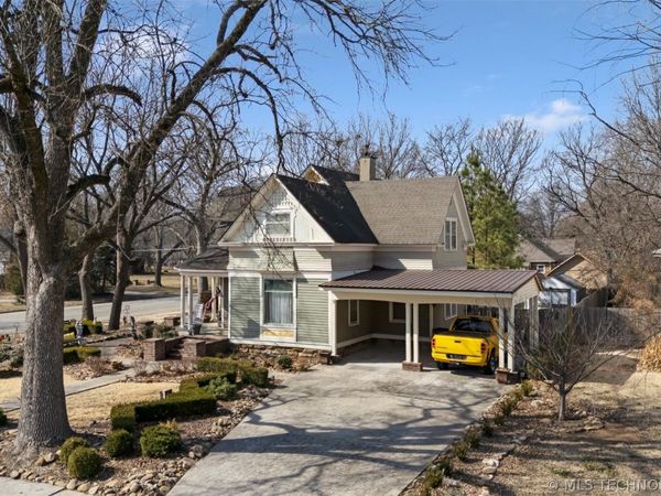 247 S Smith Street , Vinita, OK 74301