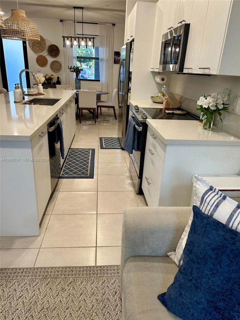 10407 NW 82nd St, Unit 5, Doral, FL 33178 Photo