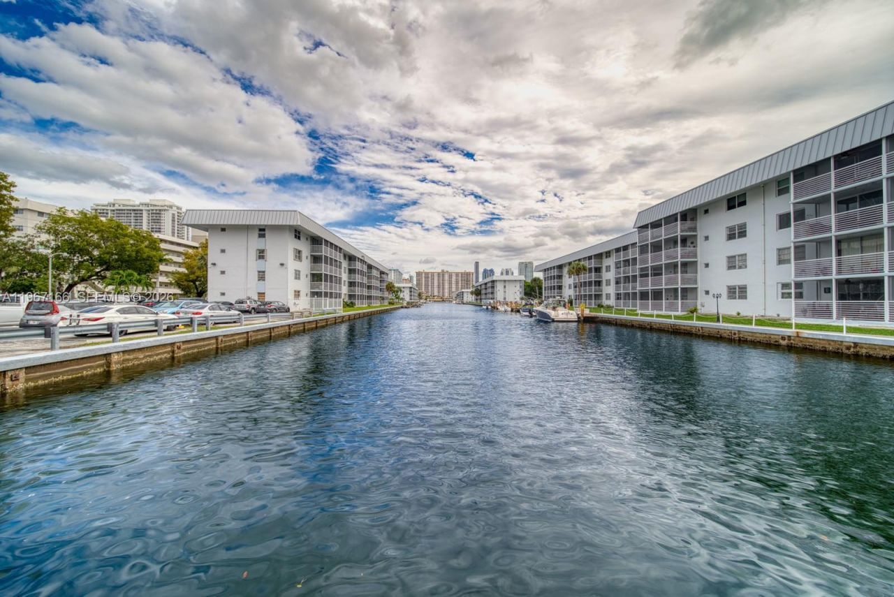 3849 NE 169th St, Unit 412, North Miami Beach, FL 33160 Main Photo