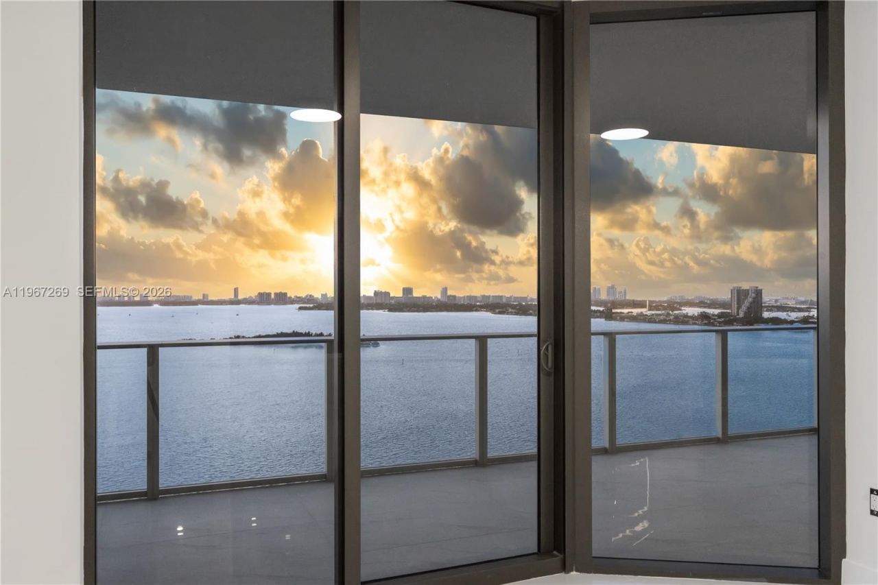 700 NE 24th St, Unit 1806, Miami, FL 33137 Photo