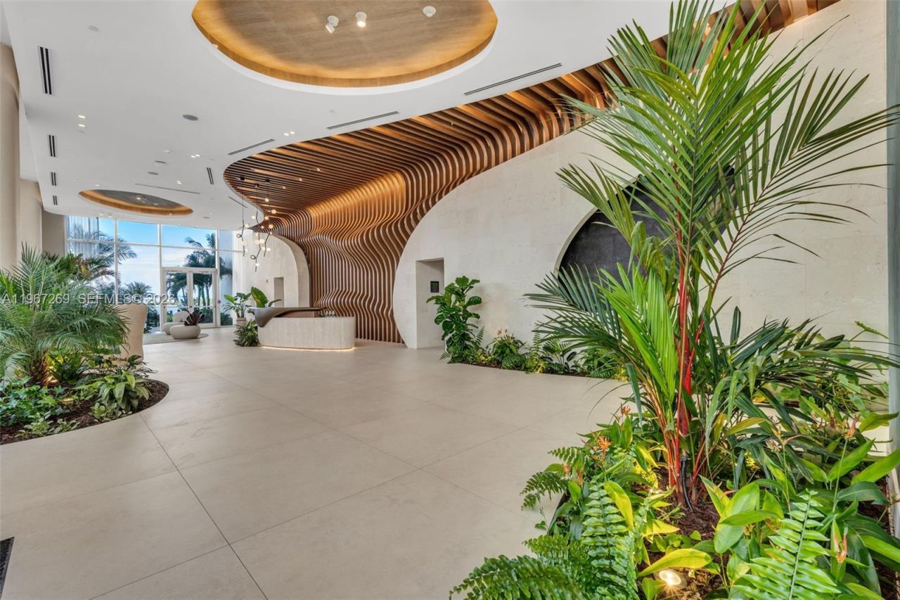 700 NE 24th St , Unit 1806, Miami, FL 33137 Photo