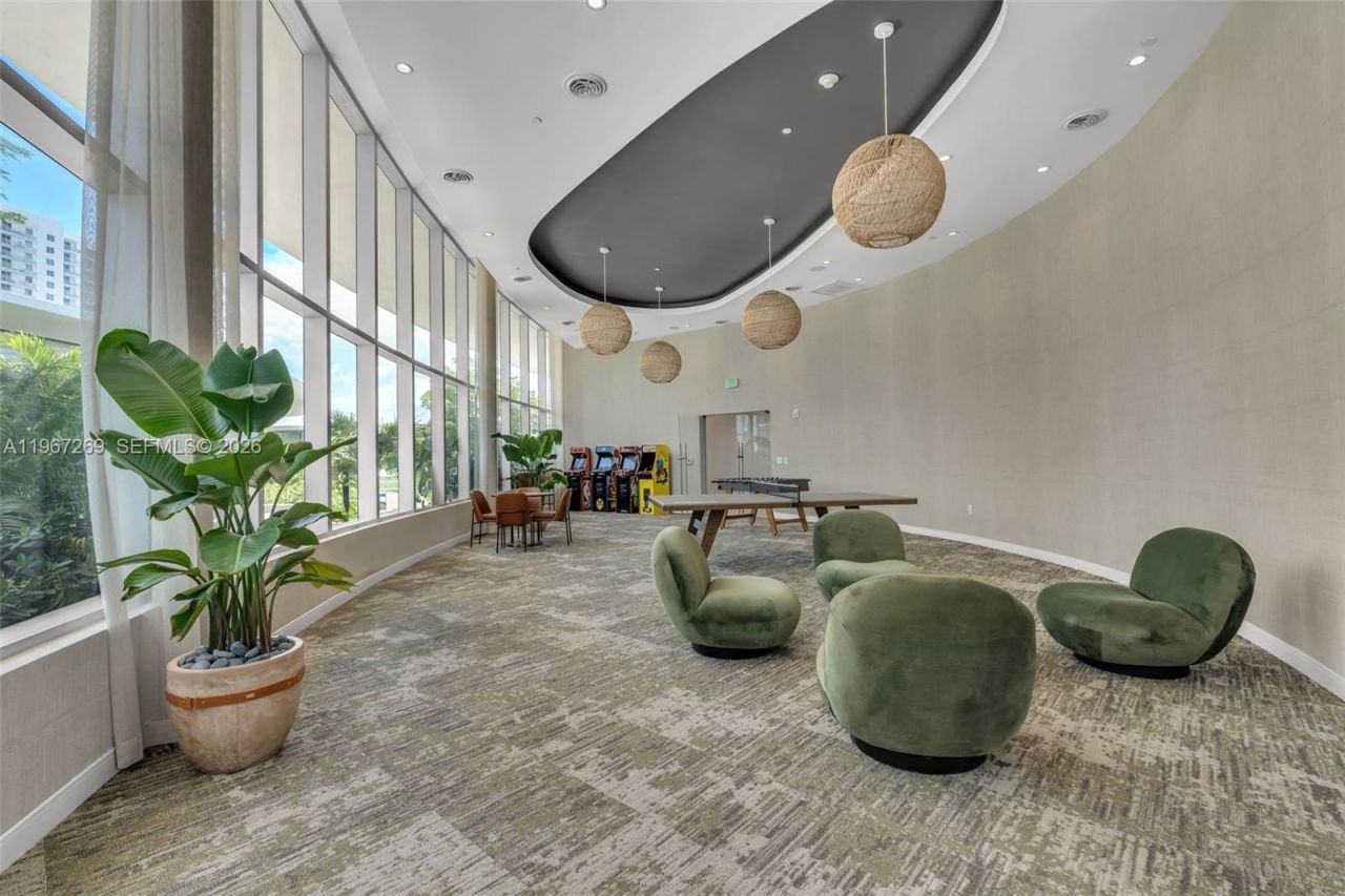 700 NE 24th St , Unit 1806, Miami, FL 33137 Photo