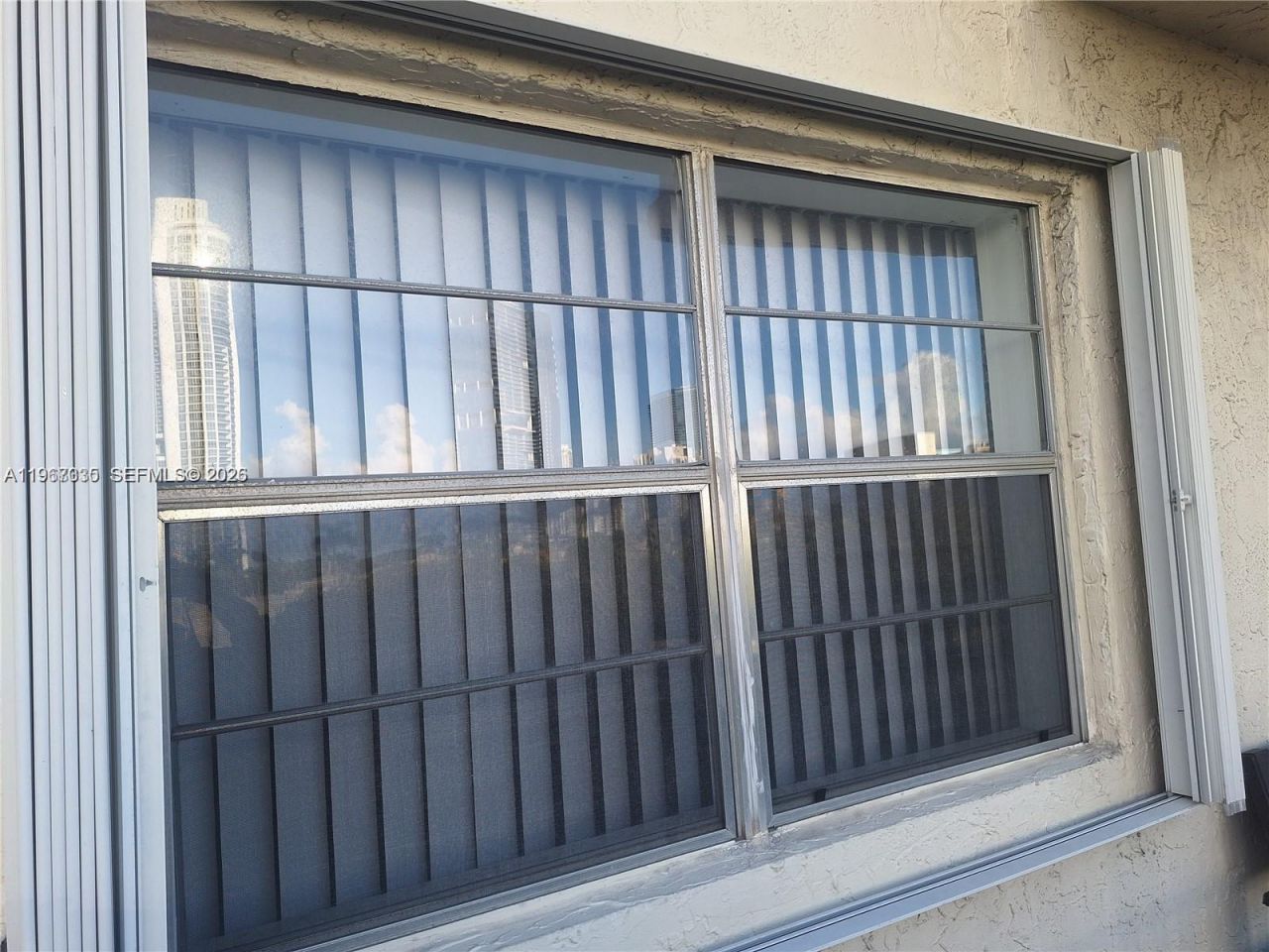 201 180th Dr , Unit 205, Sunny Isles Beach, FL 33160 Photo