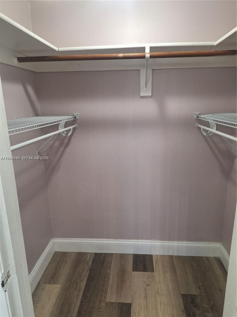 201 180th Dr , Unit 205, Sunny Isles Beach, FL 33160 Photo