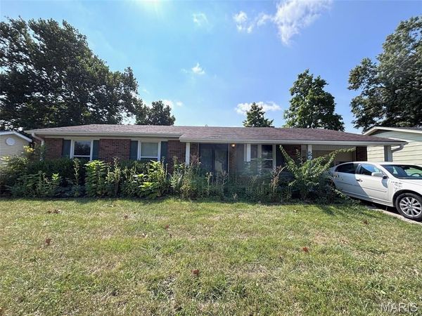 302 Mary Street , Mexico, MO 65265