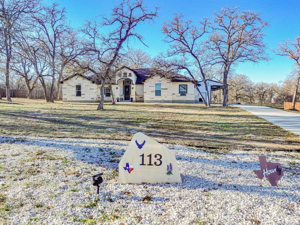113 Archer Ridge, La Vernia, TX 78121