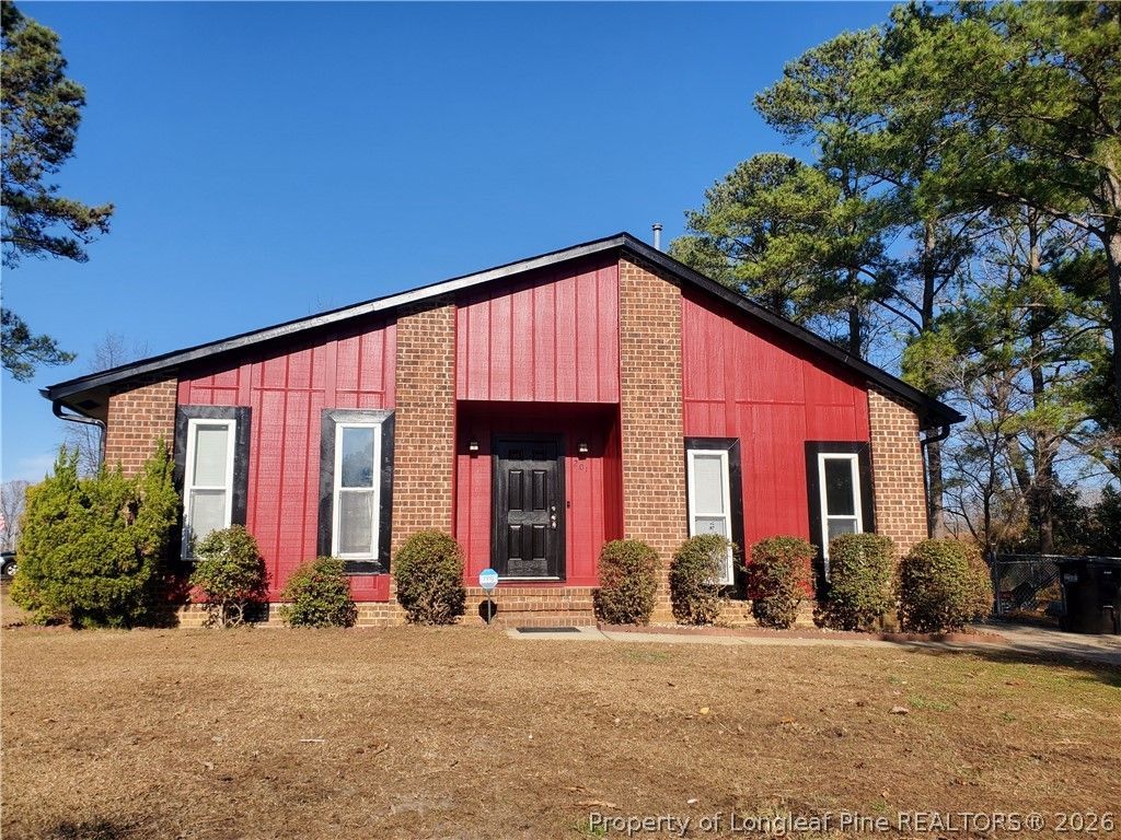 201 Tiverton Street, Fayetteville, NC 28314 Main Photo