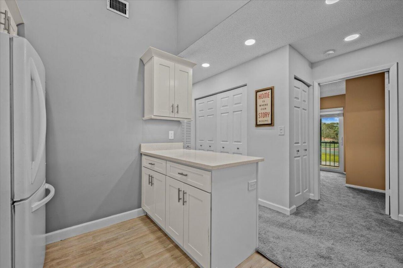 6552 Chasewood Drive, Unit F, Jupiter, FL 33458 Photo