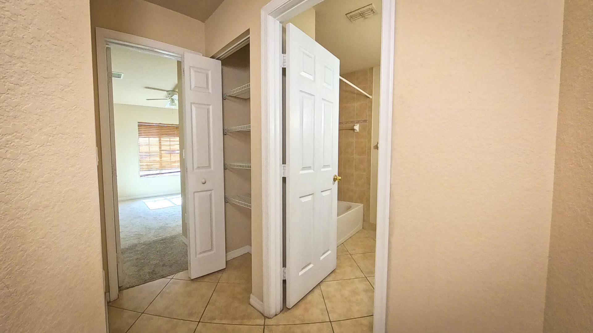 2142 SW Newport Isles Boulevard, Port Saint Lucie, FL 34953 Photo