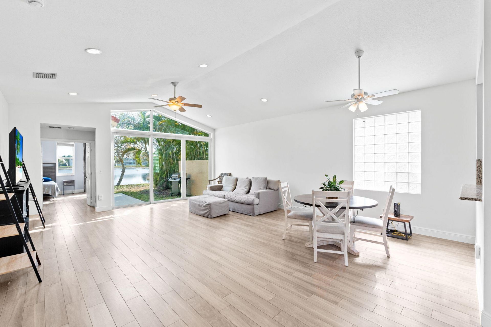 9790 Scribner Lane, Wellington, FL 33414 Photo