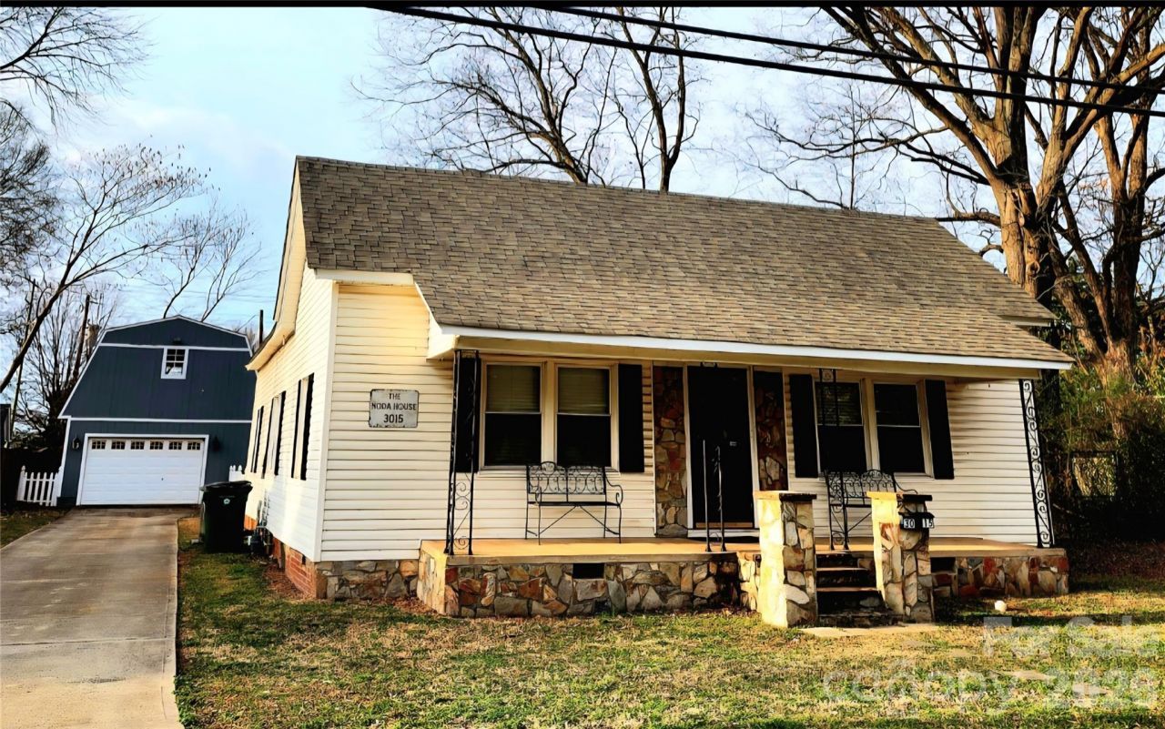 3015 Yadkin Avenue, Charlotte, NC 28205 Main Photo