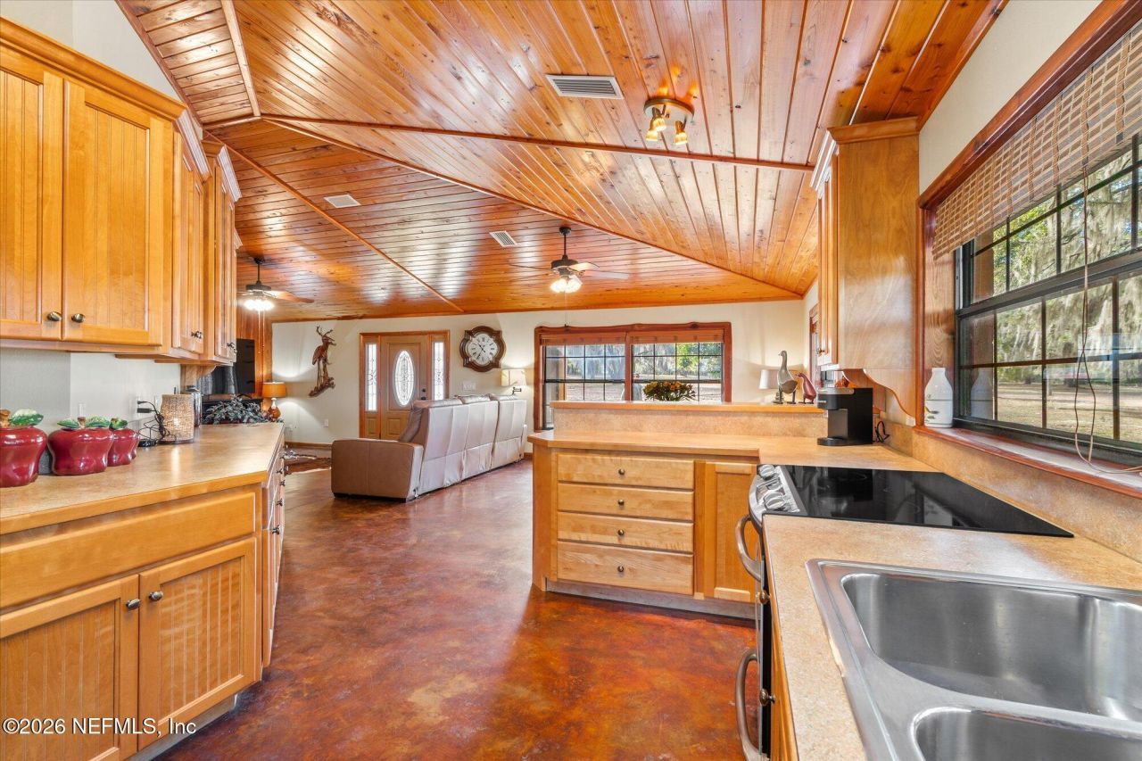 118 Hooks Lake Road, Melrose, FL 32666 Photo