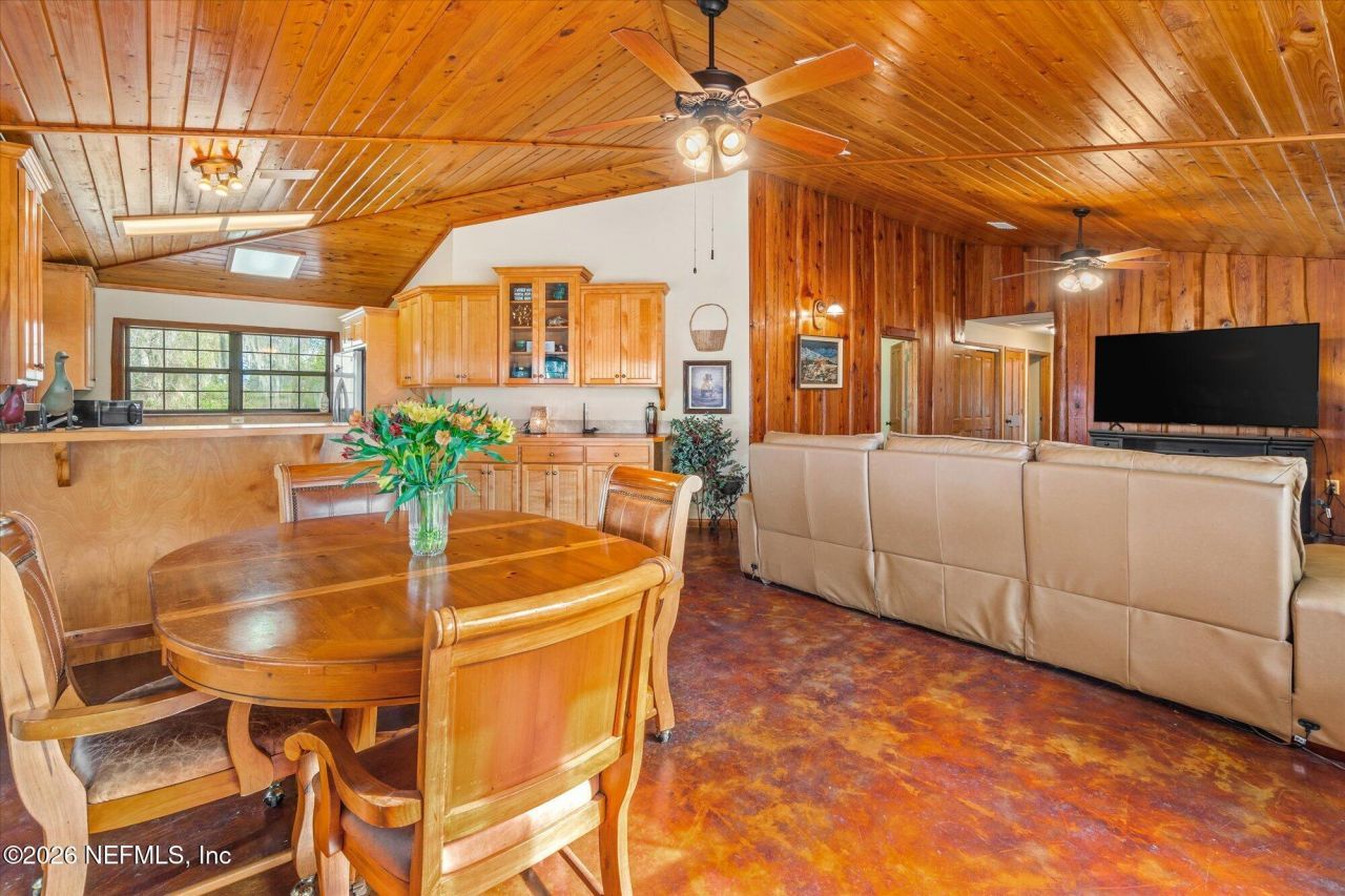 118 Hooks Lake Road, Melrose, FL 32666 Photo