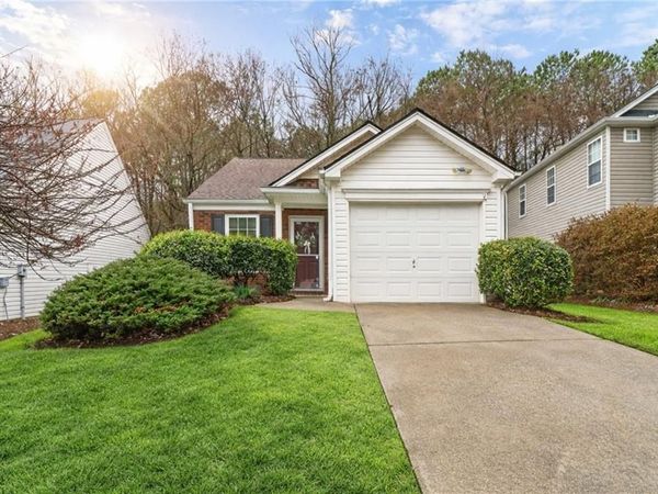 255 Osmanthus Way , Canton, GA 30114