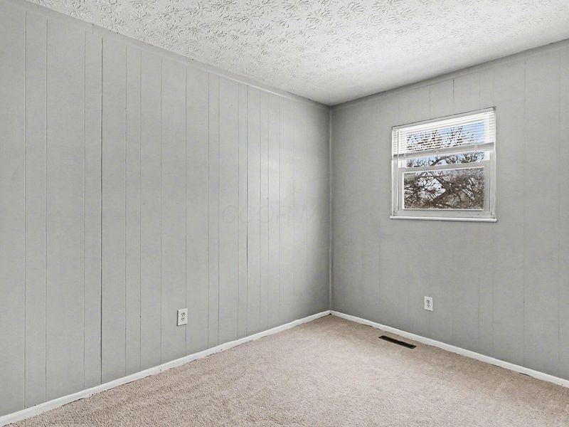 2900 Gentry Lane , Columbus, OH 43232 Photo 10