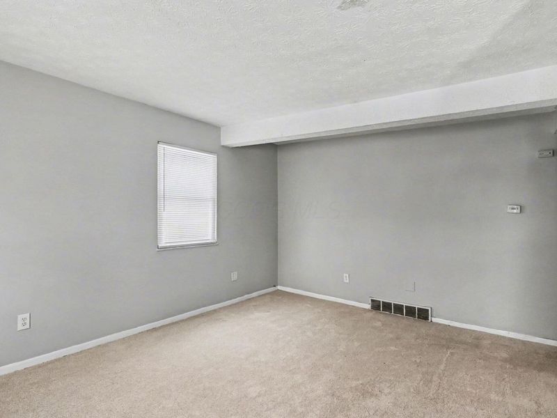 2900 Gentry Lane , Columbus, OH 43232 Photo 6