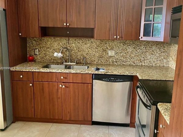 16541 Blatt Blvd , Unit 203, Weston, FL 33326