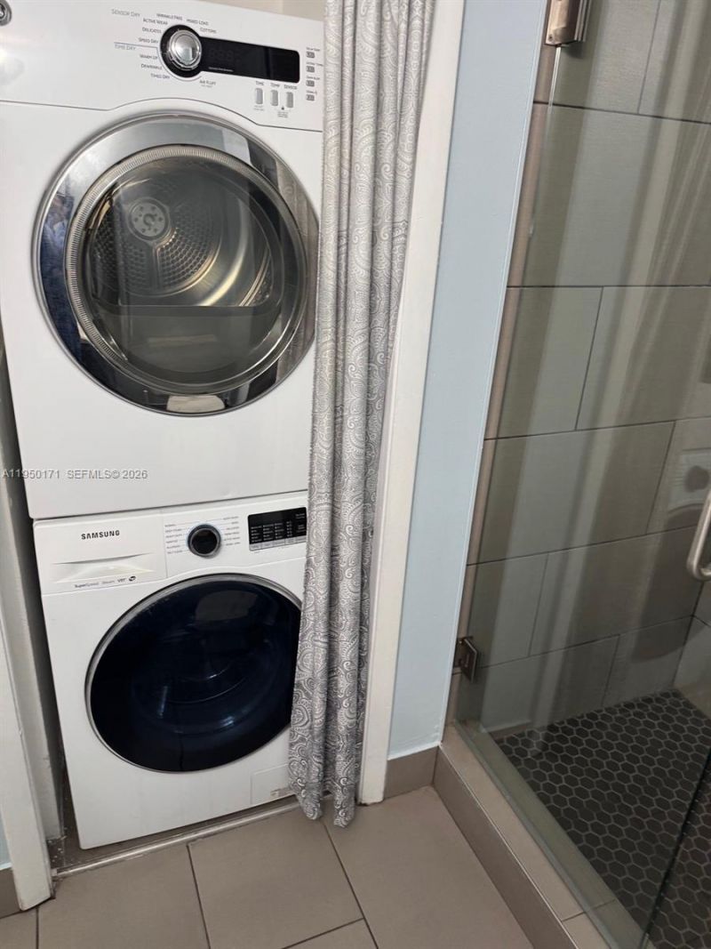 16541 Blatt Blvd , Unit 203, Weston, FL 33326 Photo