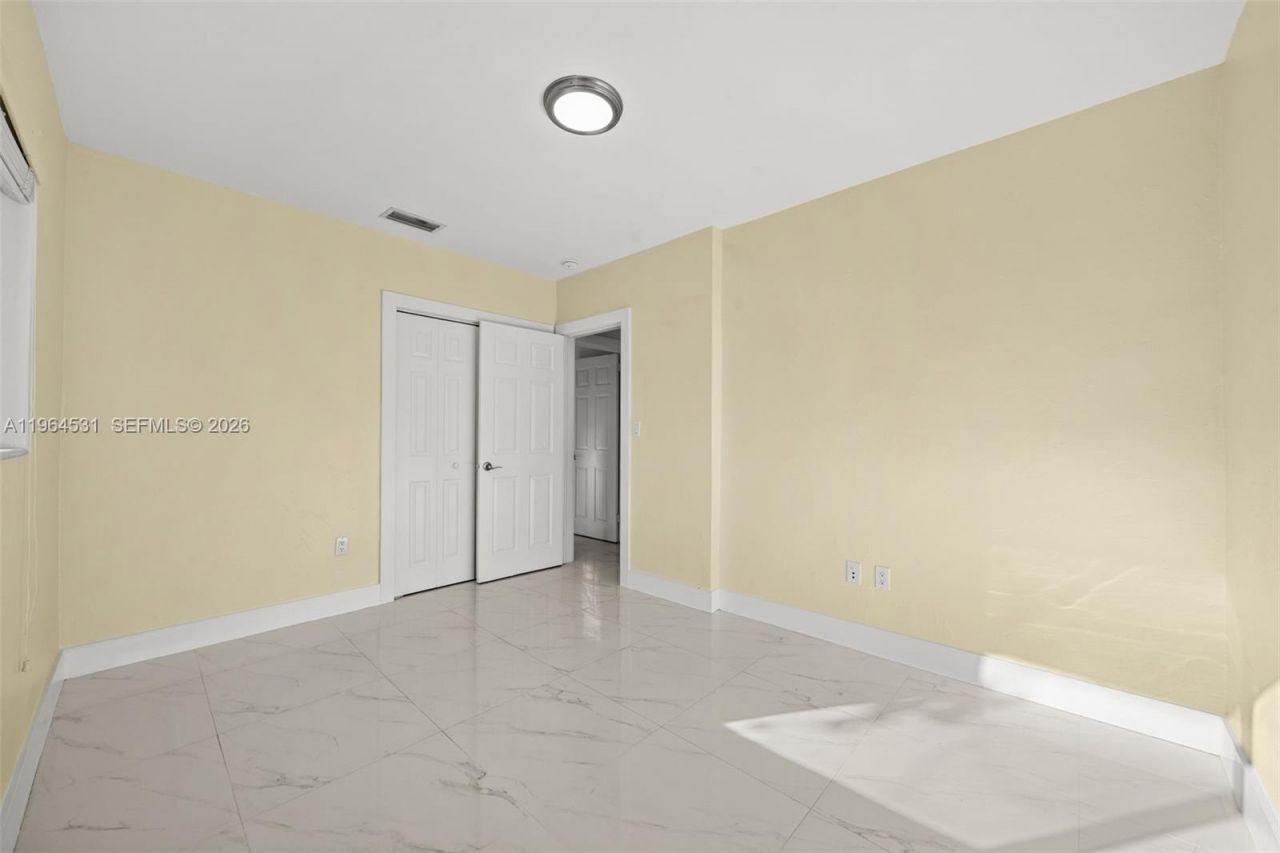 6851 SW 48th Ter , Miami, FL 33155 Photo