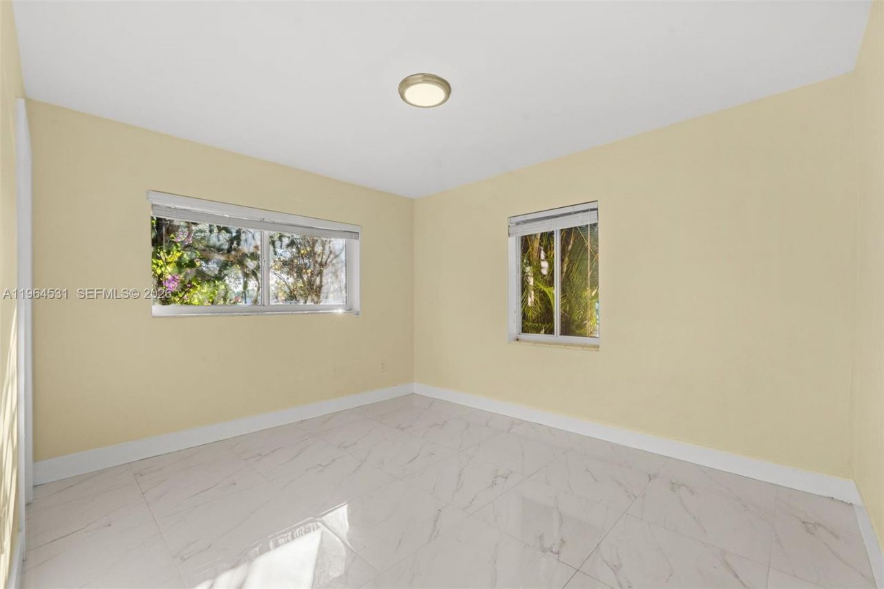 6851 SW 48th Ter , Miami, FL 33155 Photo