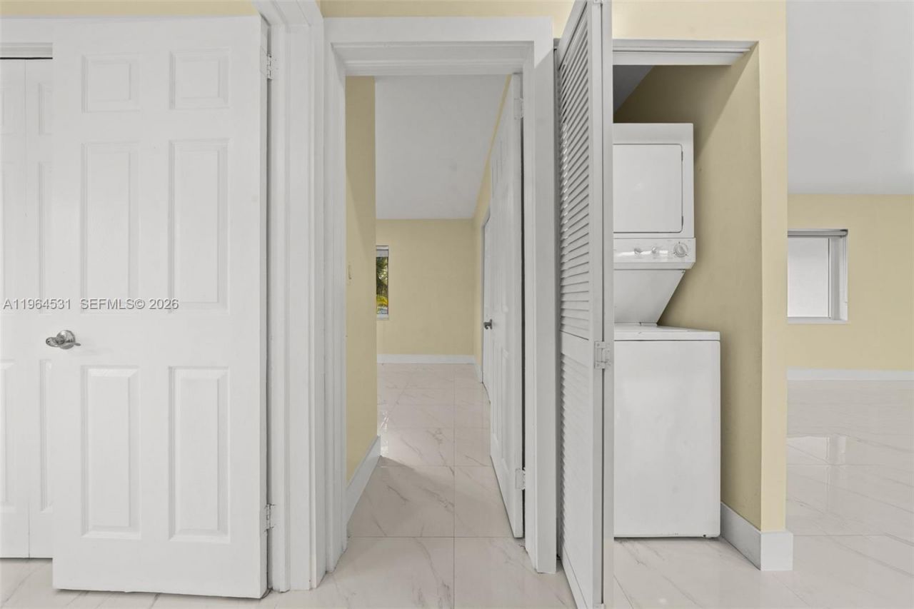 6851 SW 48th Ter , Miami, FL 33155 Photo