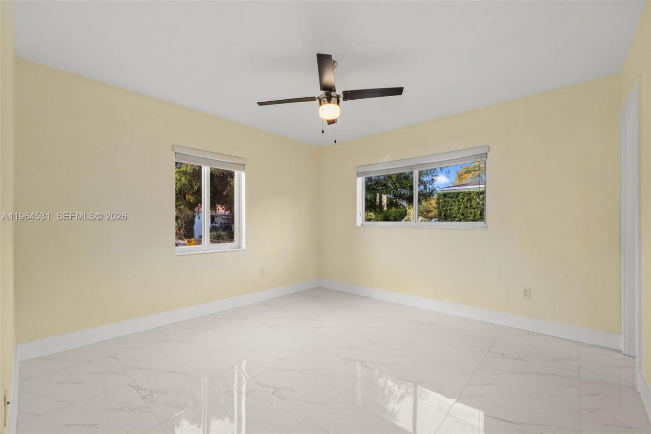 6851 SW 48th Ter , Miami, FL 33155 Photo