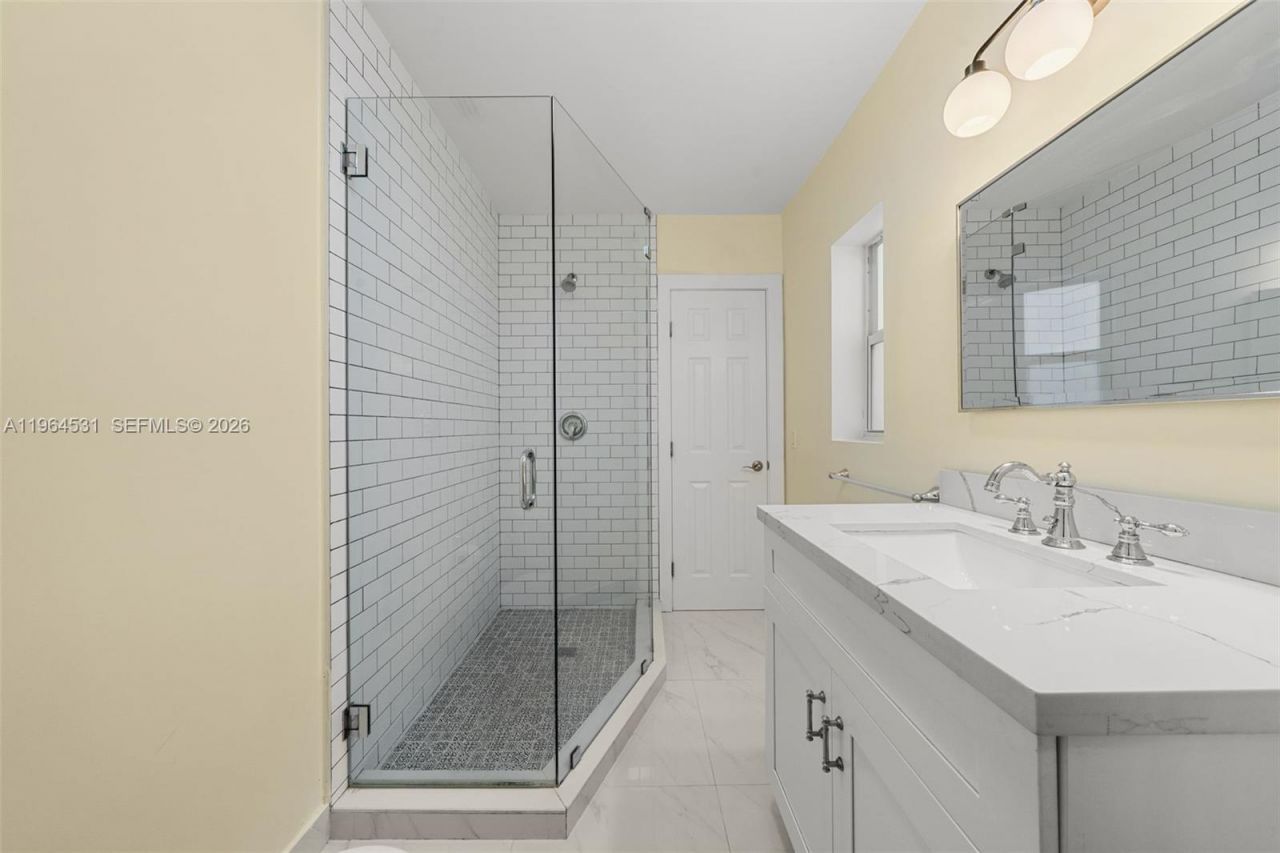 6851 SW 48th Ter , Miami, FL 33155 Photo