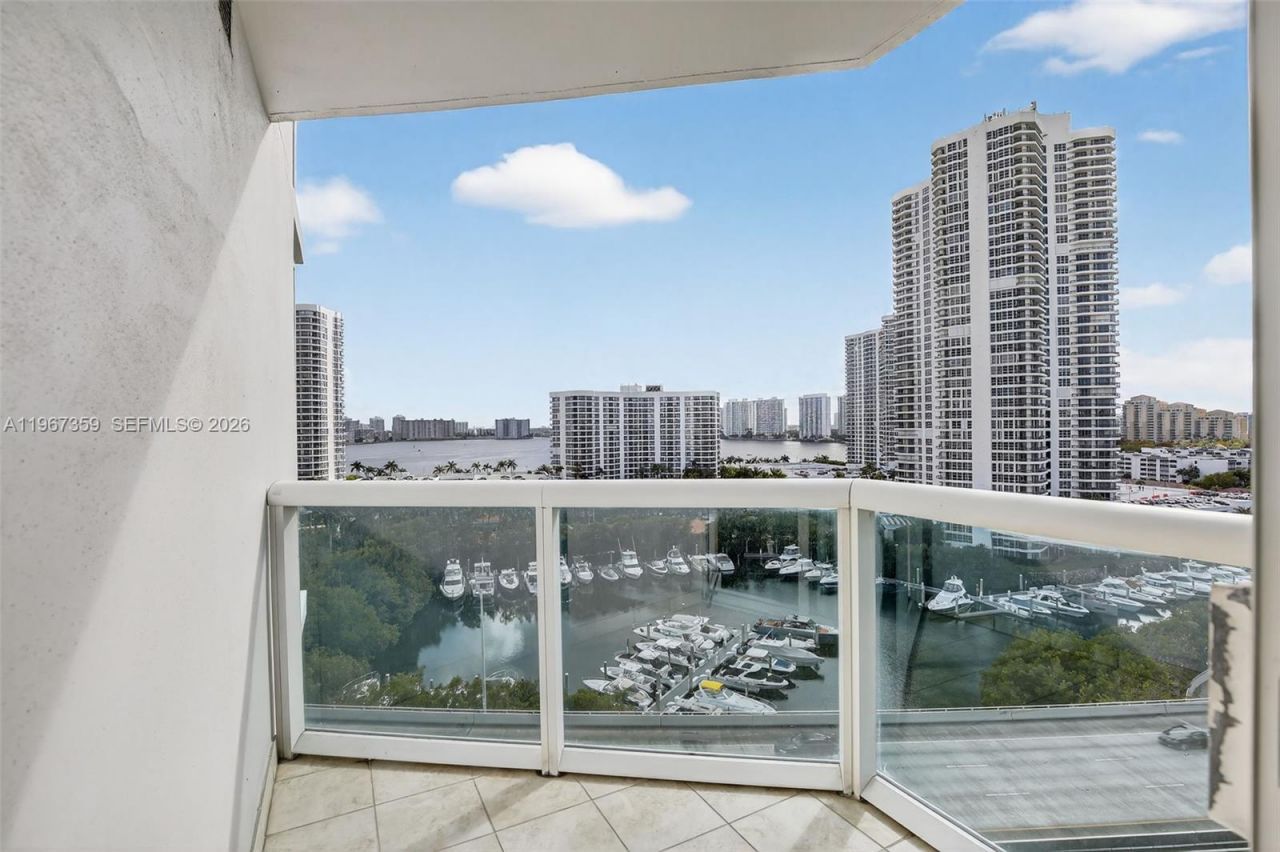 19400 Turnberry Way, Unit 1012, Aventura, FL 33180 Photo