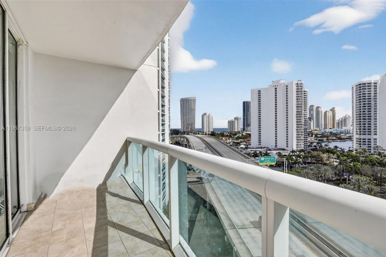 19400 Turnberry Way, Unit 1012, Aventura, FL 33180 Photo