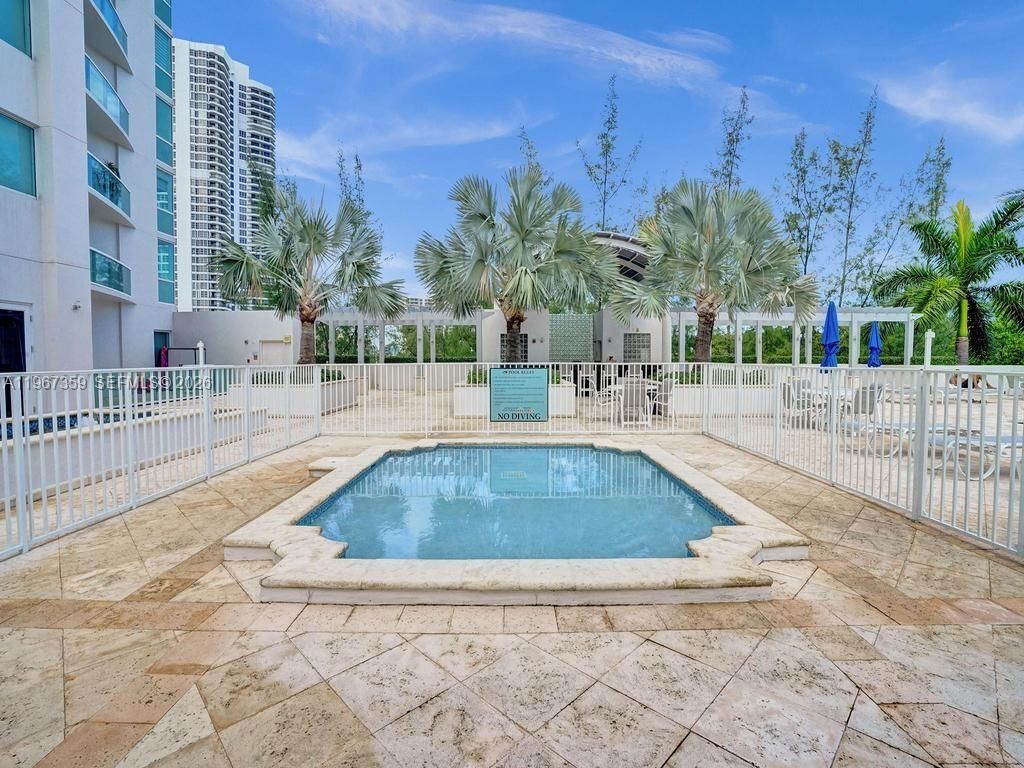 19400 Turnberry Way, Unit 1012, Aventura, FL 33180 Photo