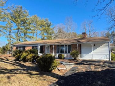 123 Elmwood Lane, Rustburg, VA 24588