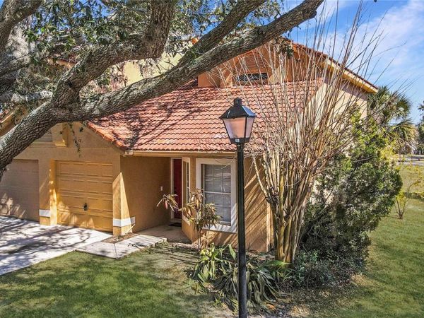 1192 N FAIRWAY DRIVE, APOPKA, FL 32712