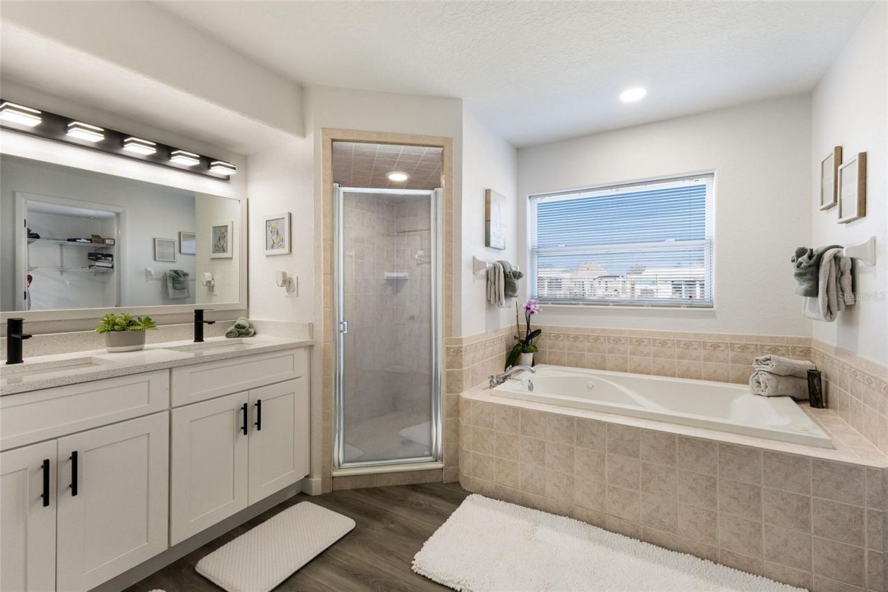 10316 Kingfisher Road W, Bradenton, FL 34209 Photo