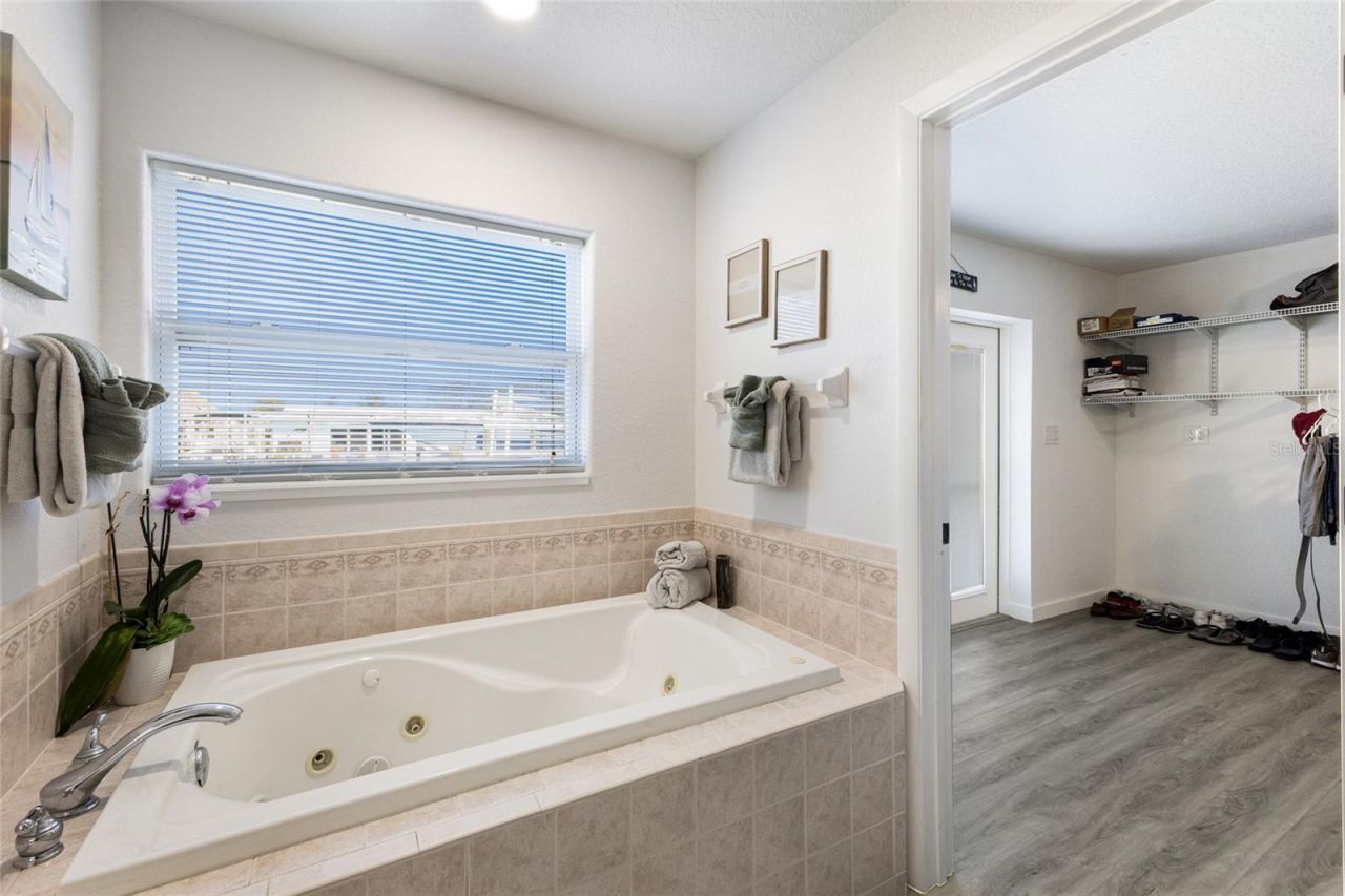 10316 Kingfisher Road W, Bradenton, FL 34209 Photo