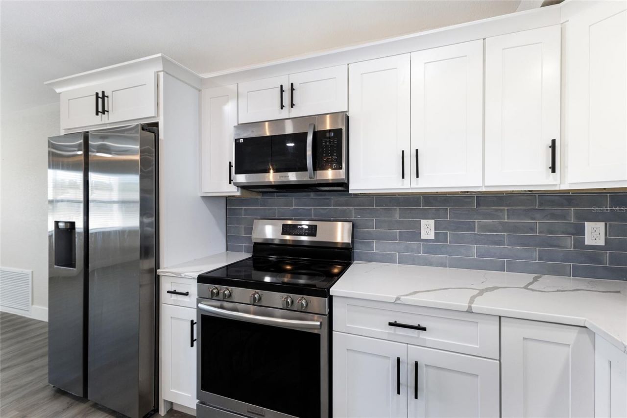 10316 Kingfisher Road W, Bradenton, FL 34209 Photo