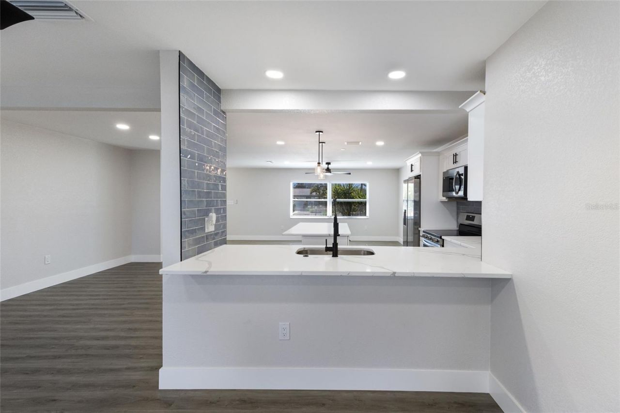 10316 Kingfisher Road W, Bradenton, FL 34209 Photo