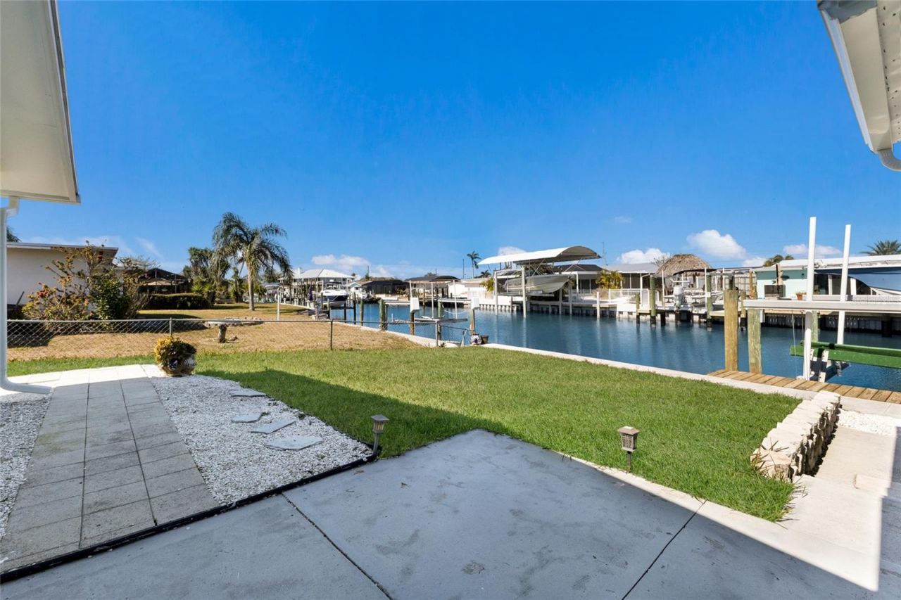 10316 Kingfisher Road W, Bradenton, FL 34209 Photo