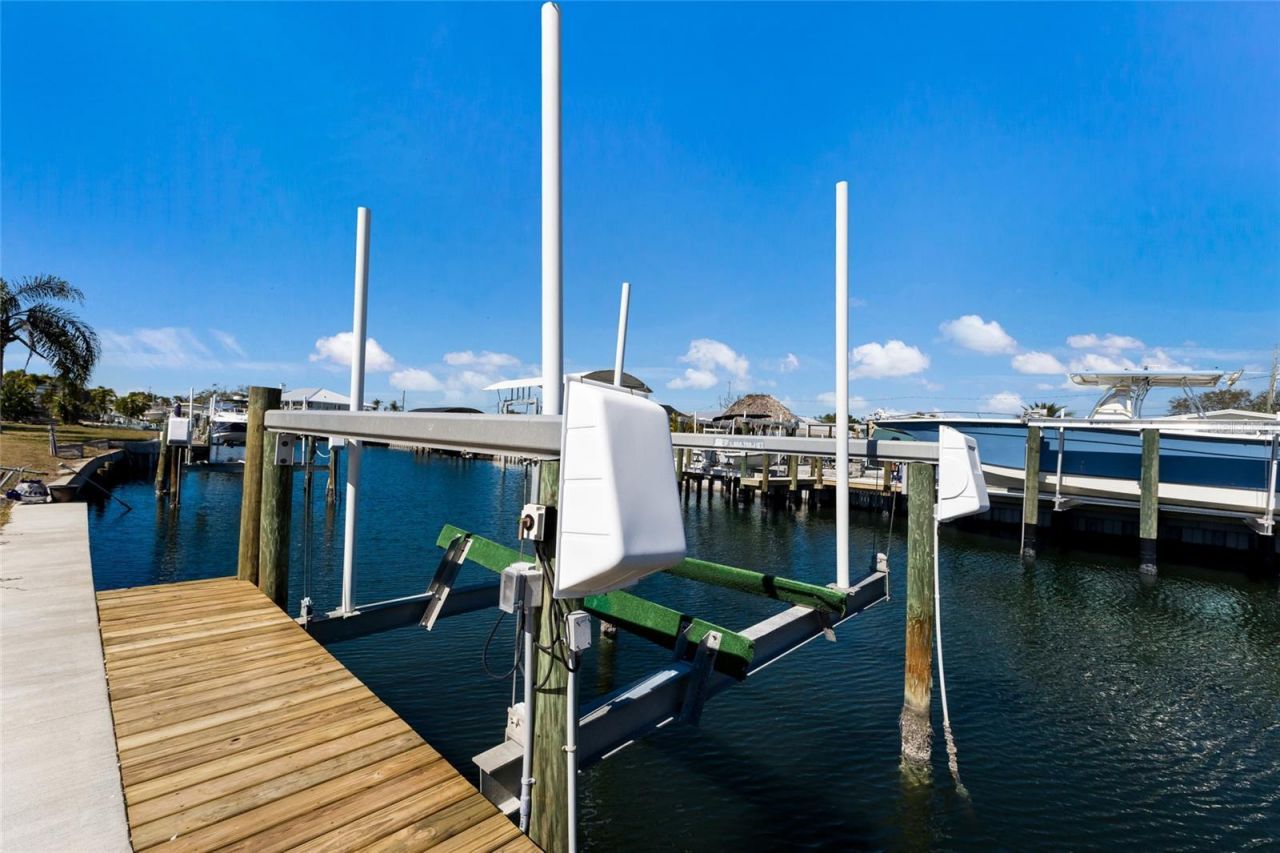 10316 Kingfisher Road W, Bradenton, FL 34209 Photo