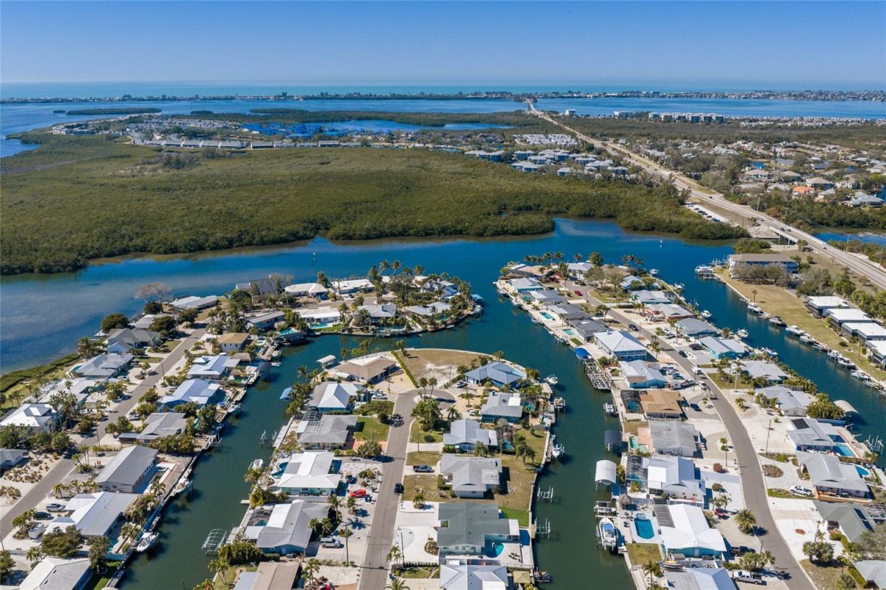 10316 Kingfisher Road W, Bradenton, FL 34209 Photo