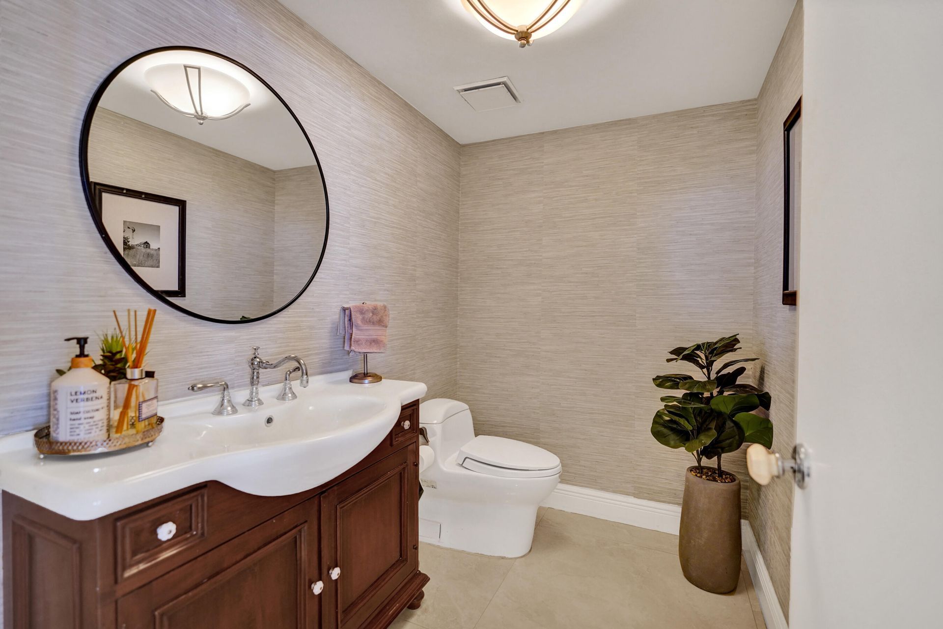 19707 Turnberry Way, Unit 18j, Aventura, FL 33180 Photo