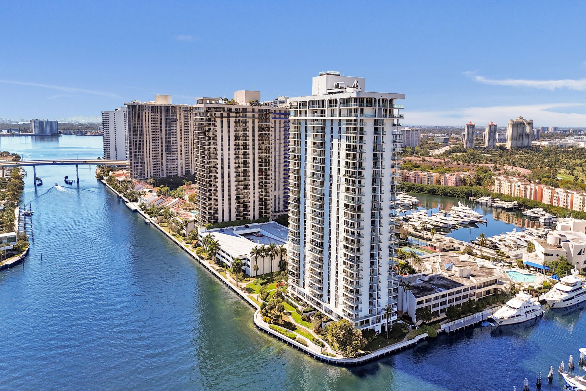 19707 Turnberry Way, Unit 18j, Aventura, FL 33180 Photo