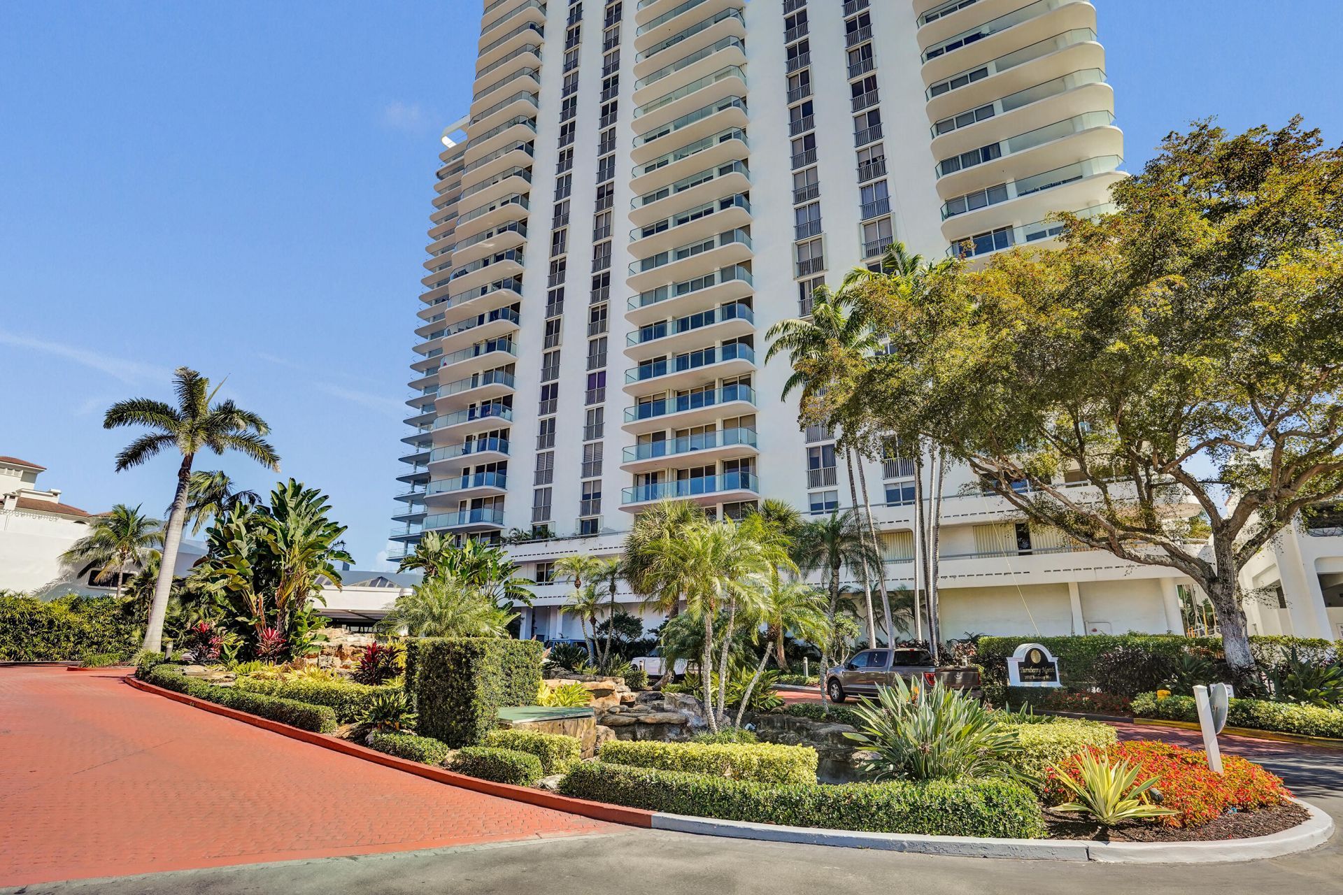 19707 Turnberry Way, Unit 18j, Aventura, FL 33180 Photo