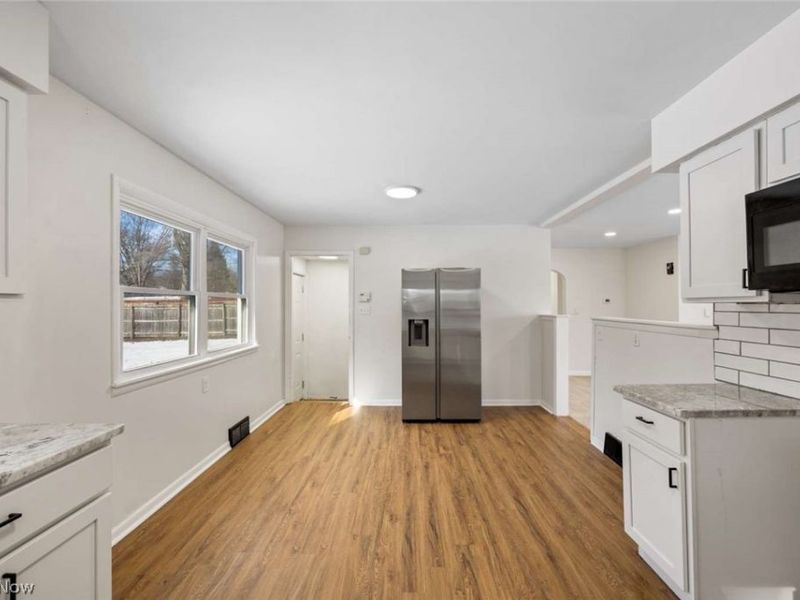 99 N Munroe Road, Tallmadge, OH 44278 Photo 12